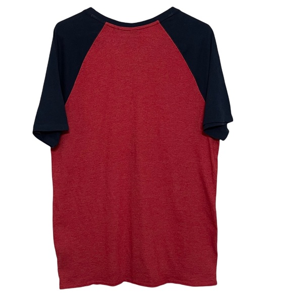 Men’s Buffalo David Britton Never Look Back v-neck short sleeve t-shirt, size M - Picture 2 of 6